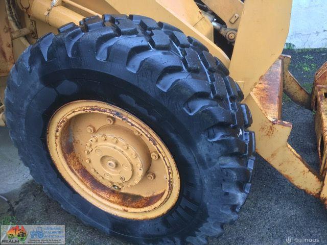 Case W-14 Articulated 4WD Industrial Loader - photo 7
