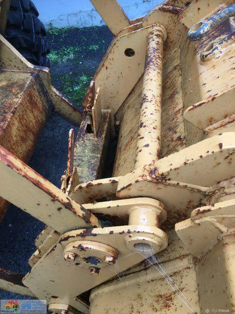 Case W-14 Articulated 4WD Industrial Loader - photo 2