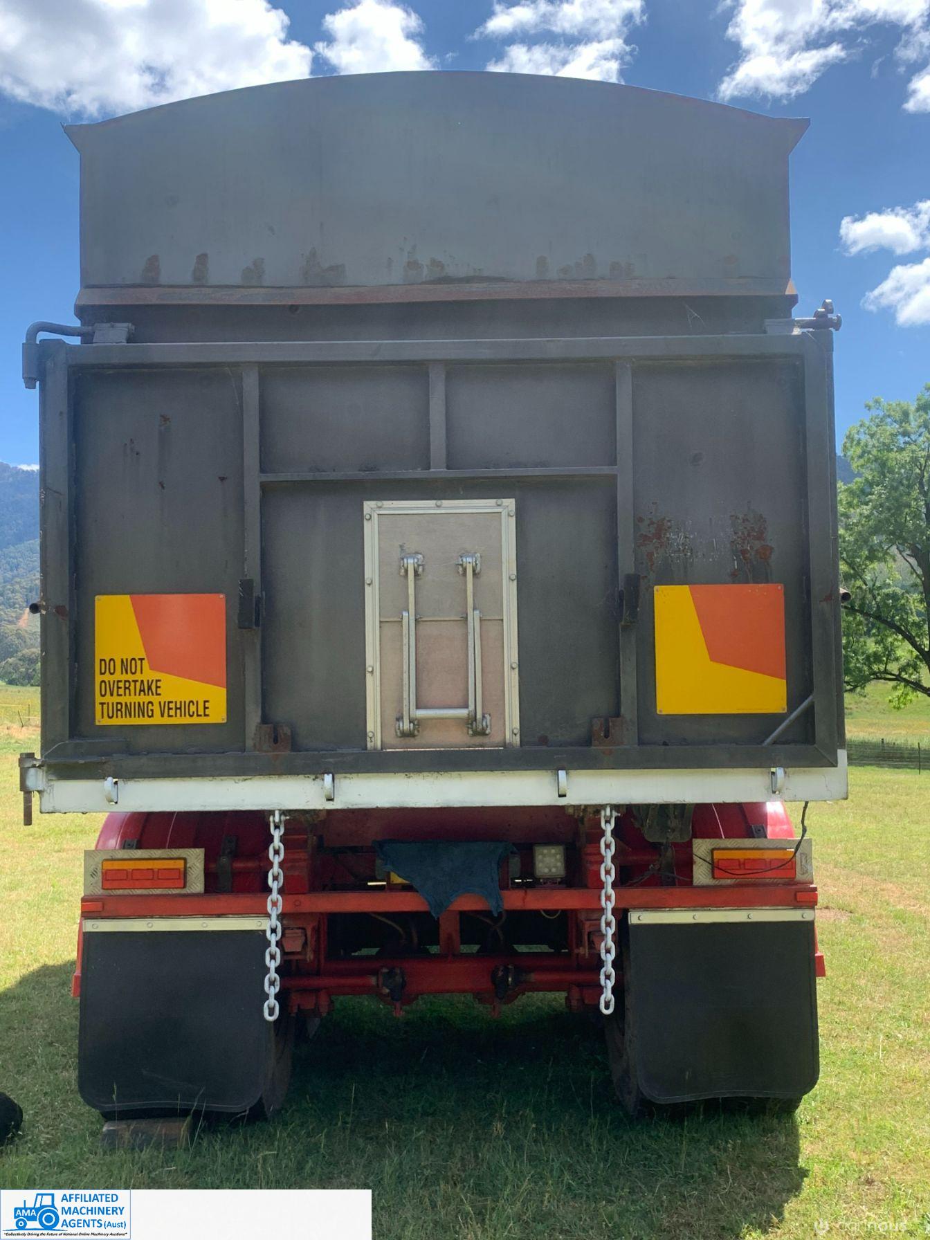 7/88 Fruehauf Super Dog Tipping Trailer. (VIN: ROCCOVINCENT3393) NSW Reg. TD-90-UT - photo 4