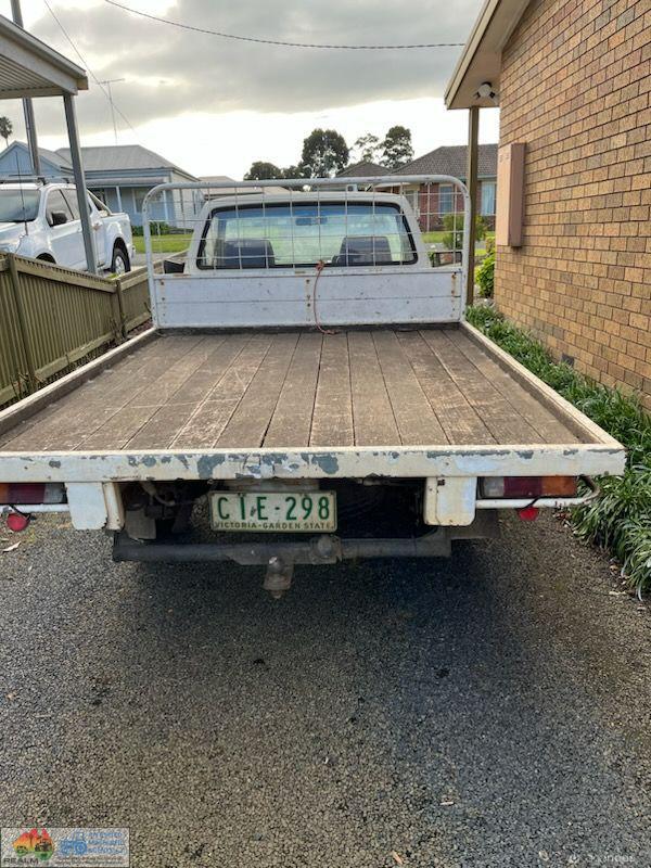 1984 Toyota Hilux 2WD (Low Kms) - photo 11