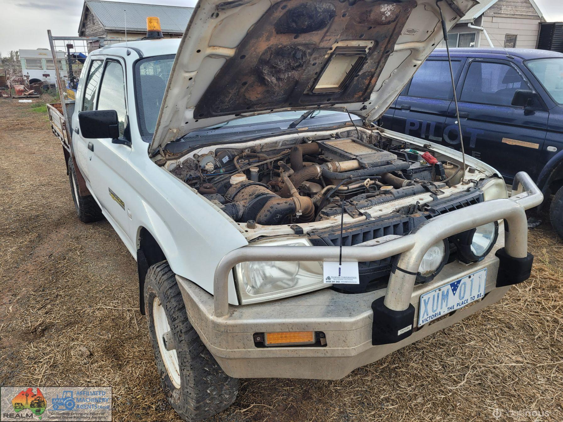 2005 White Triton 4x4 Tray Ute - photo 6