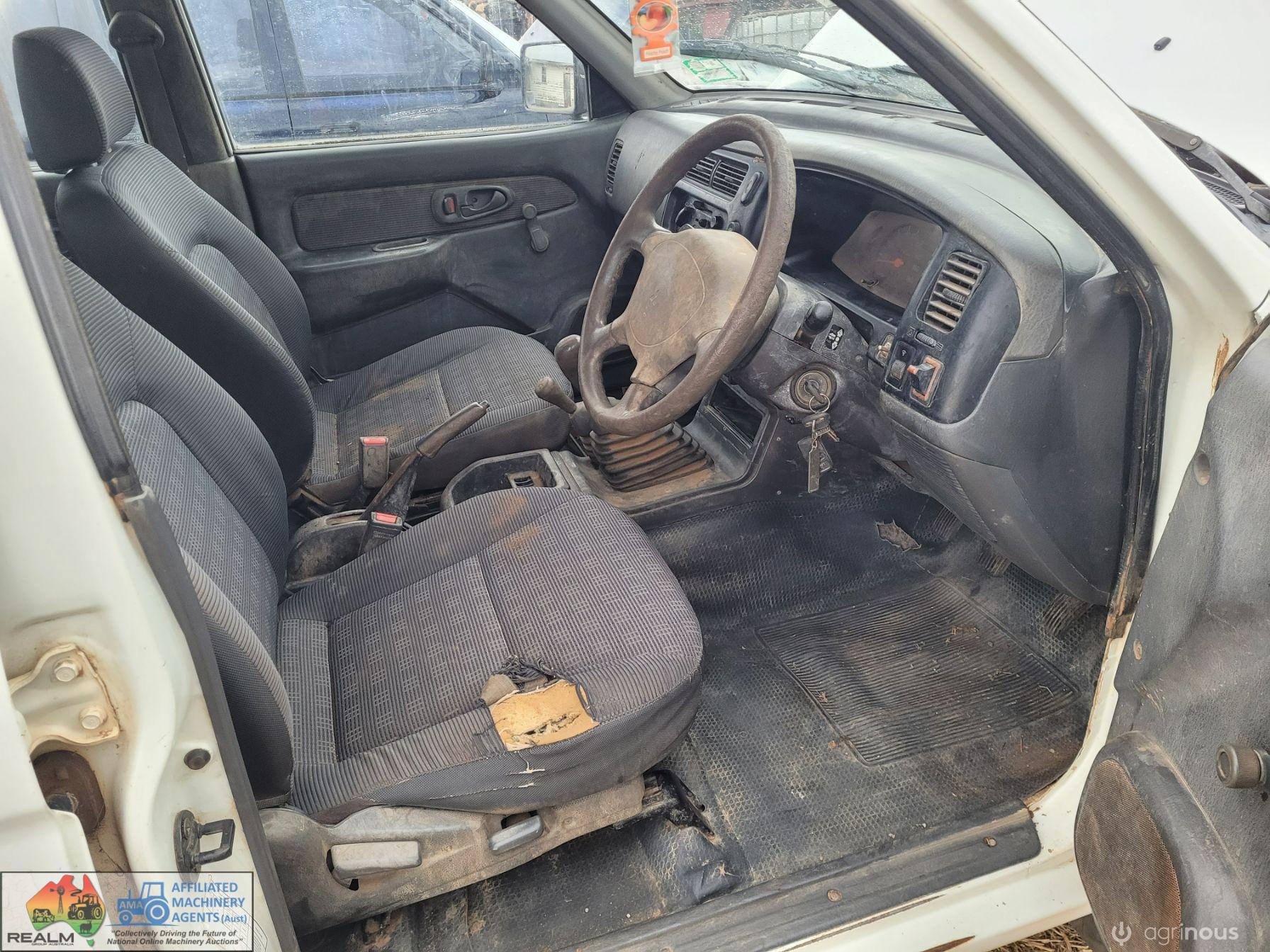 2005 White Triton 4x4 Tray Ute - photo 11