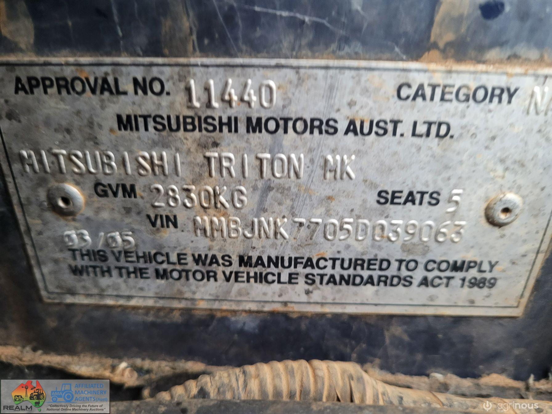 2005 Blue Triton 4x4 Dual Cab Ute - photo 15