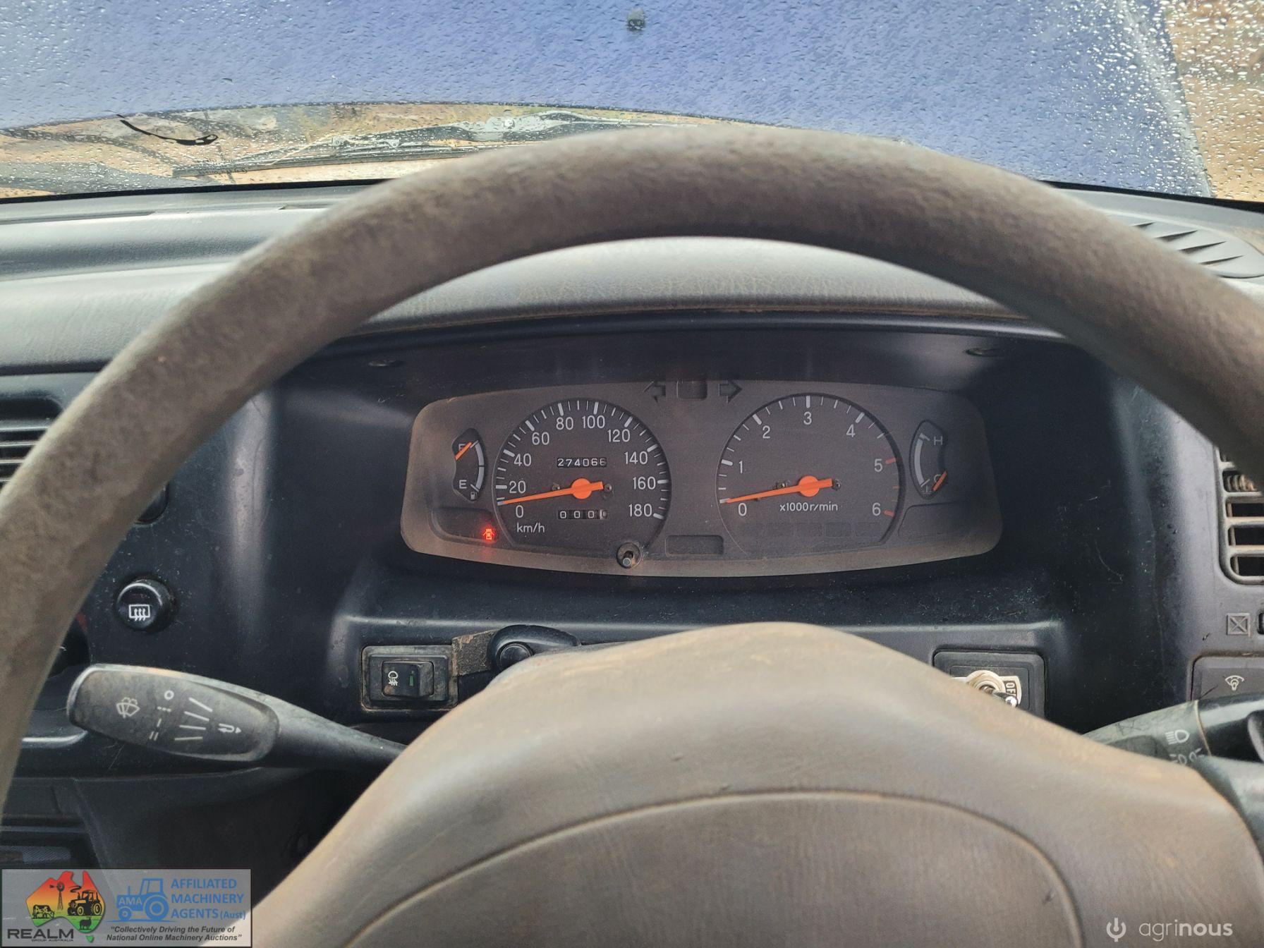 2005 Blue Triton 4x4 Dual Cab Ute - photo 8