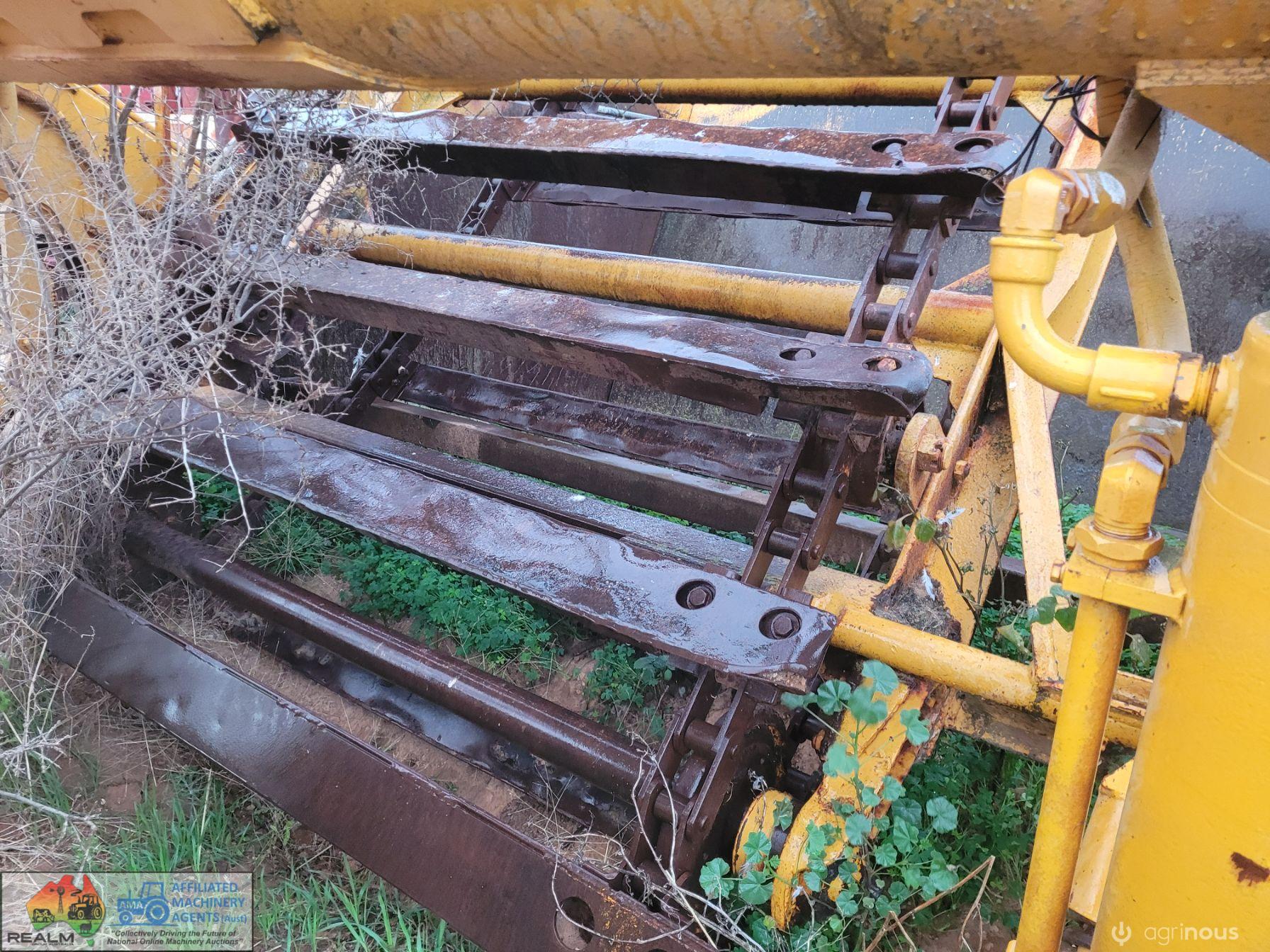 Wabco Excavating Scraper - photo 16
