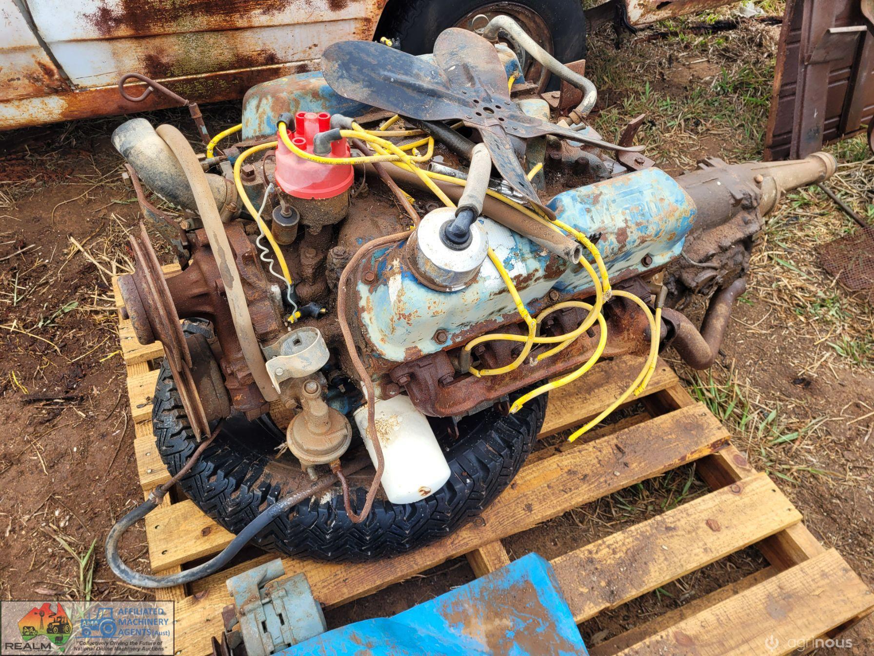 Ford Windsor V8 Engine & Auto Transmission - photo 2