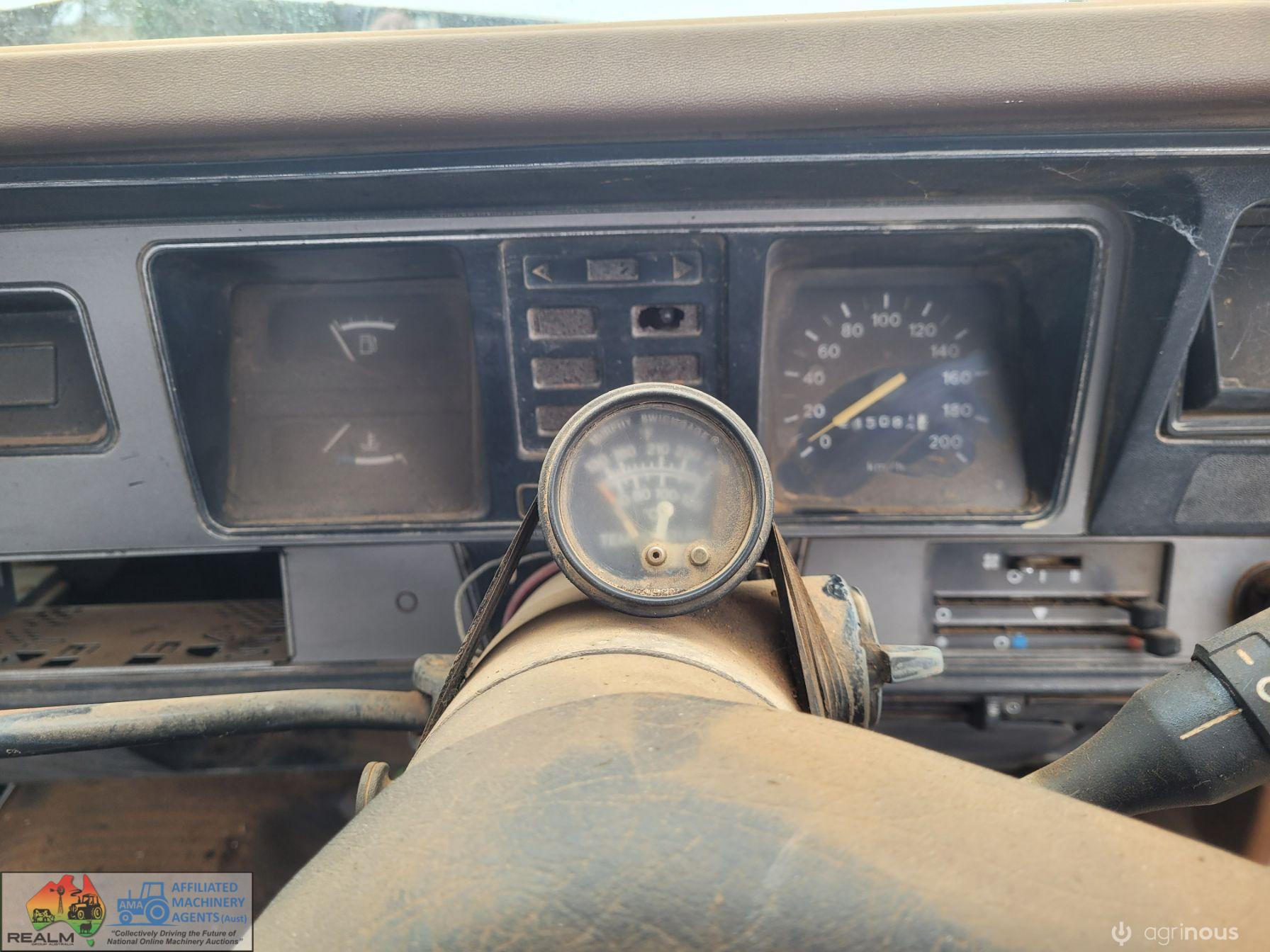 1982 WB Ute 3.3Ltr (202cu) - photo 19
