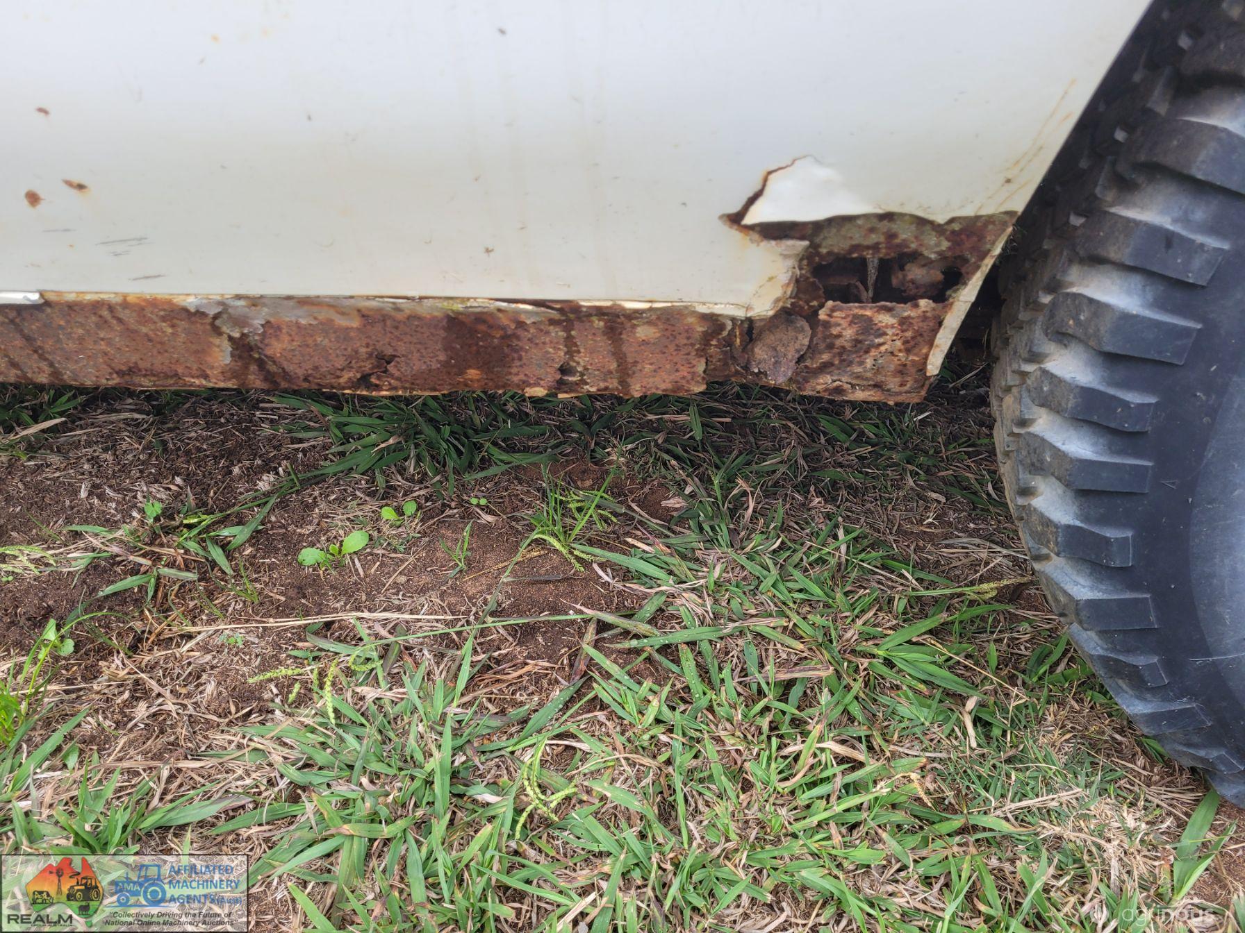 1982 WB Ute 3.3Ltr (202cu) - photo 8