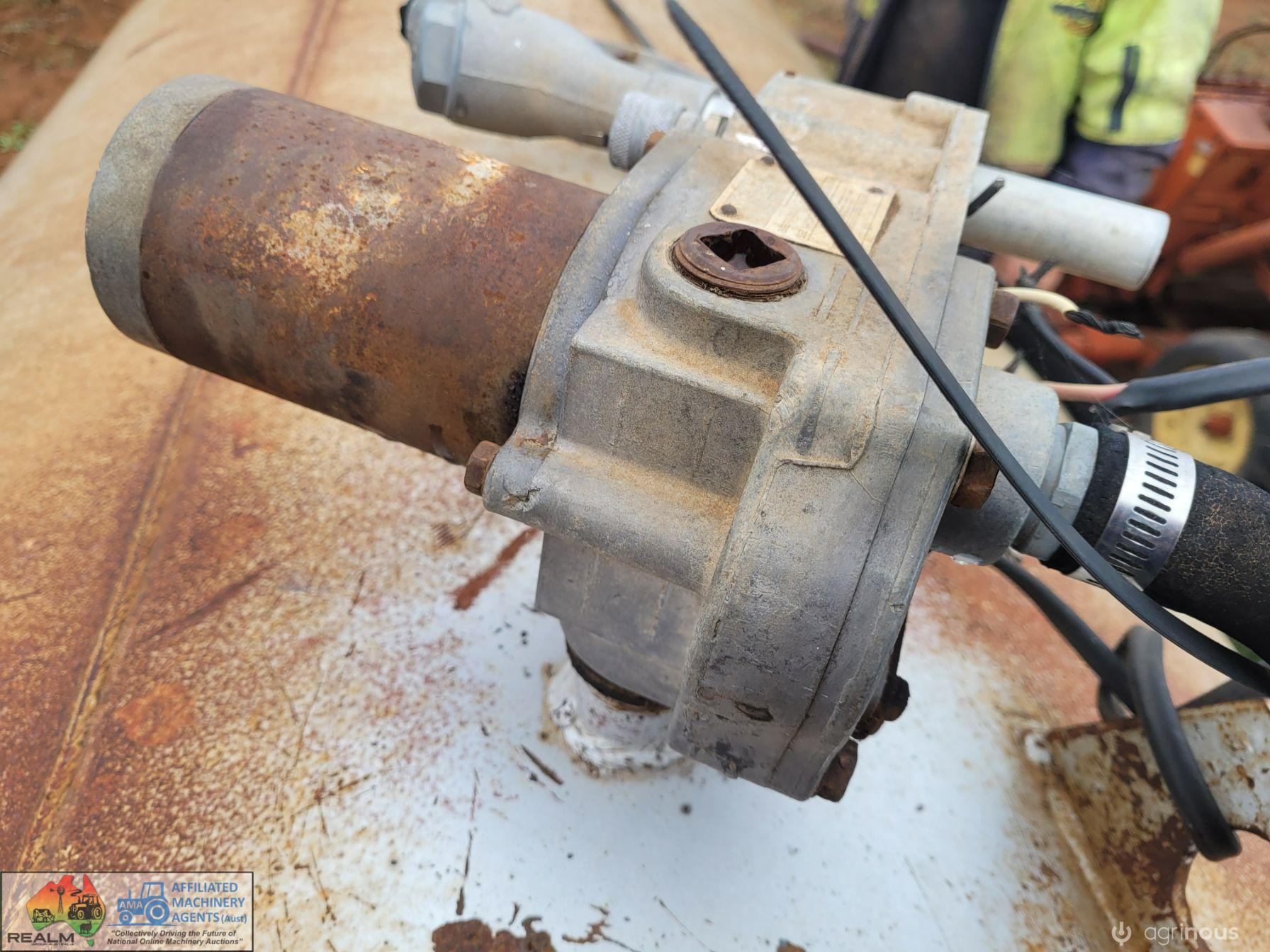 2,000 Ltr Trailing Diesel Bowser with Electric Pump - photo 10