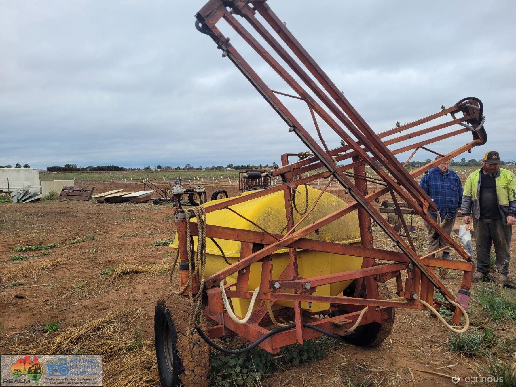 Hardi 1,200 Ltr Trailing 12m Boom Sprayer - photo 5