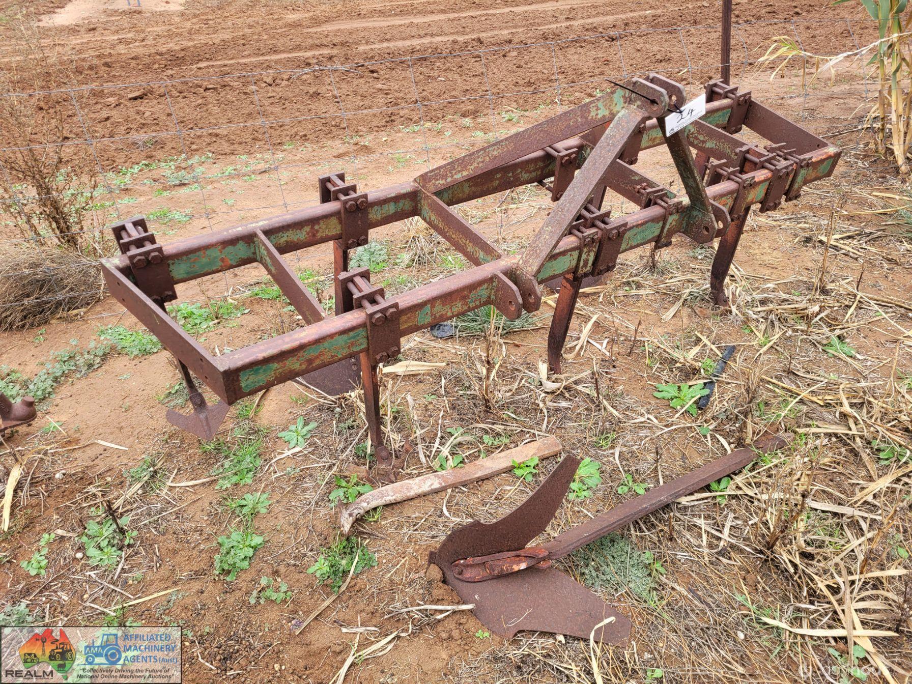 3pl Toolbar Cultivator with Hilling Plates 2.4m (8ft) - photo 3