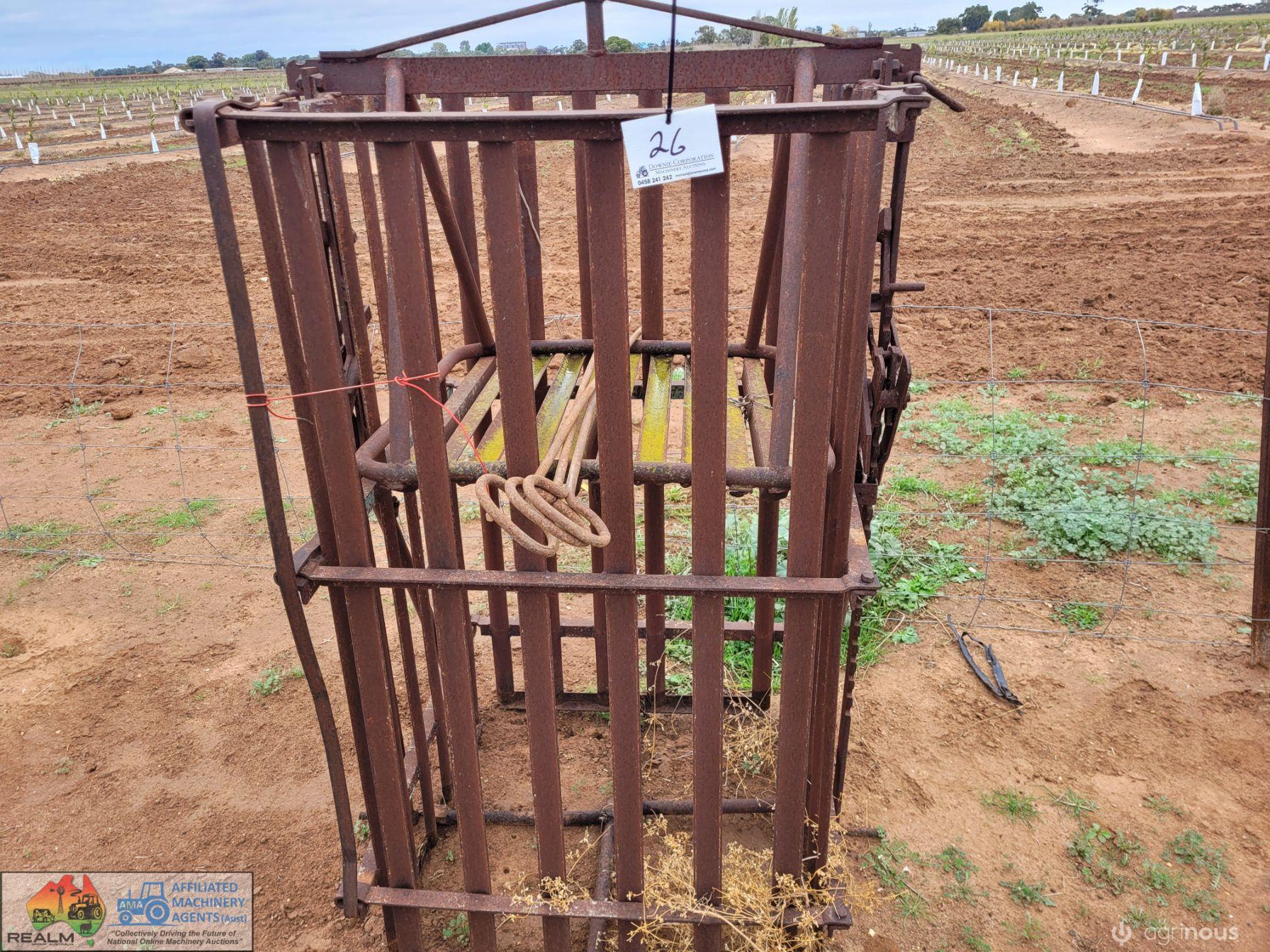 Levermatic Wool Press with 3 Pins