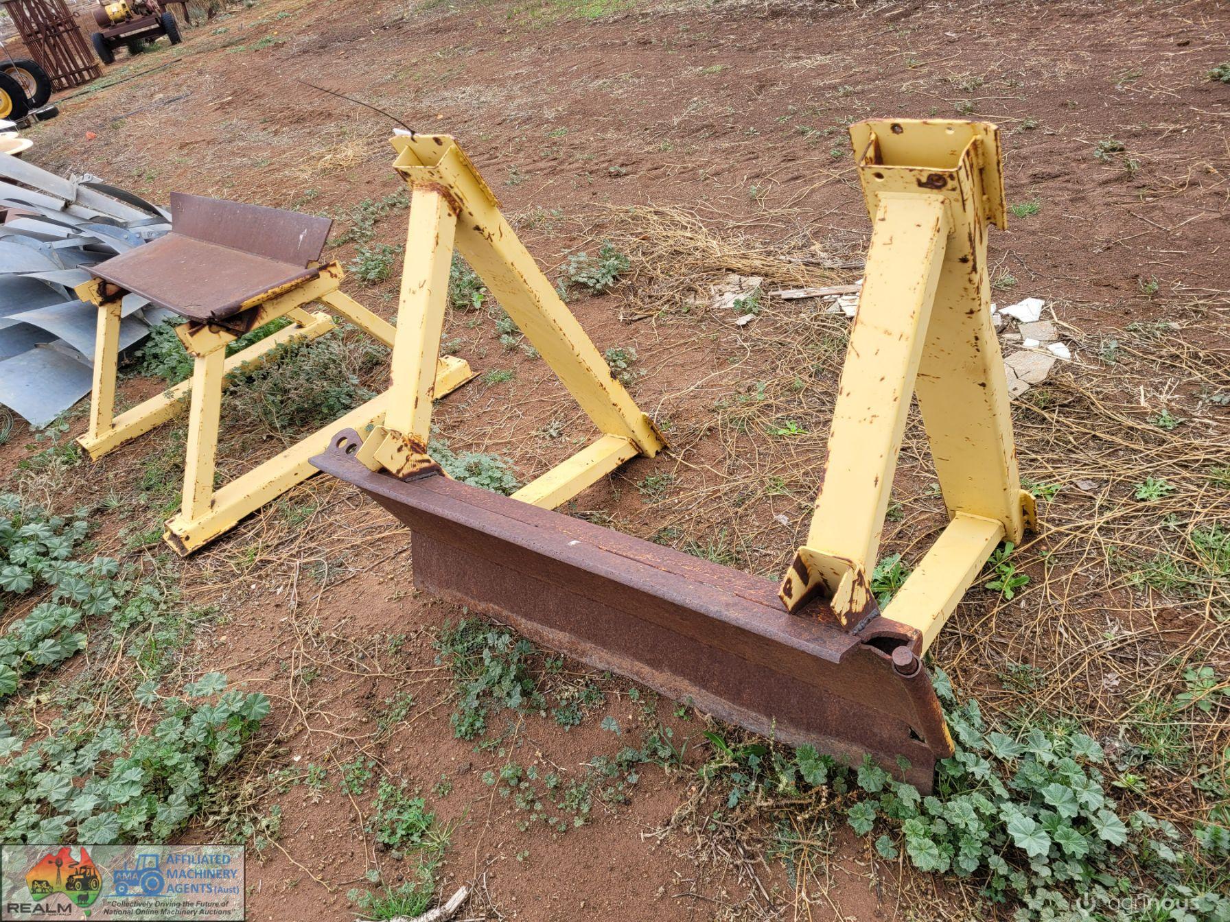 2x Solid Steel Workhorse/Platform Stands (4ft Long) - photo 4