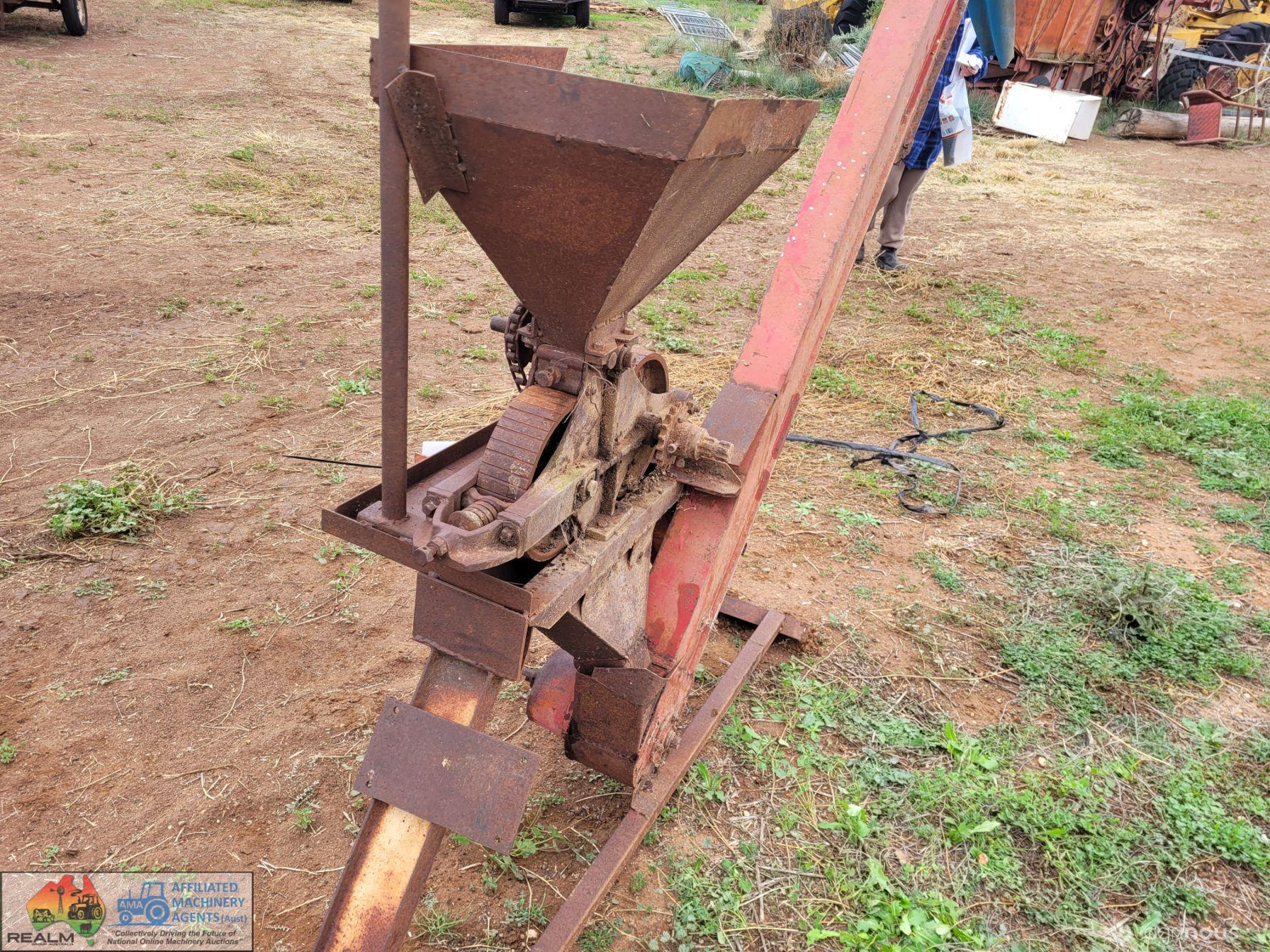 Grain Roller Mill with Elevator (turns over) - photo 5