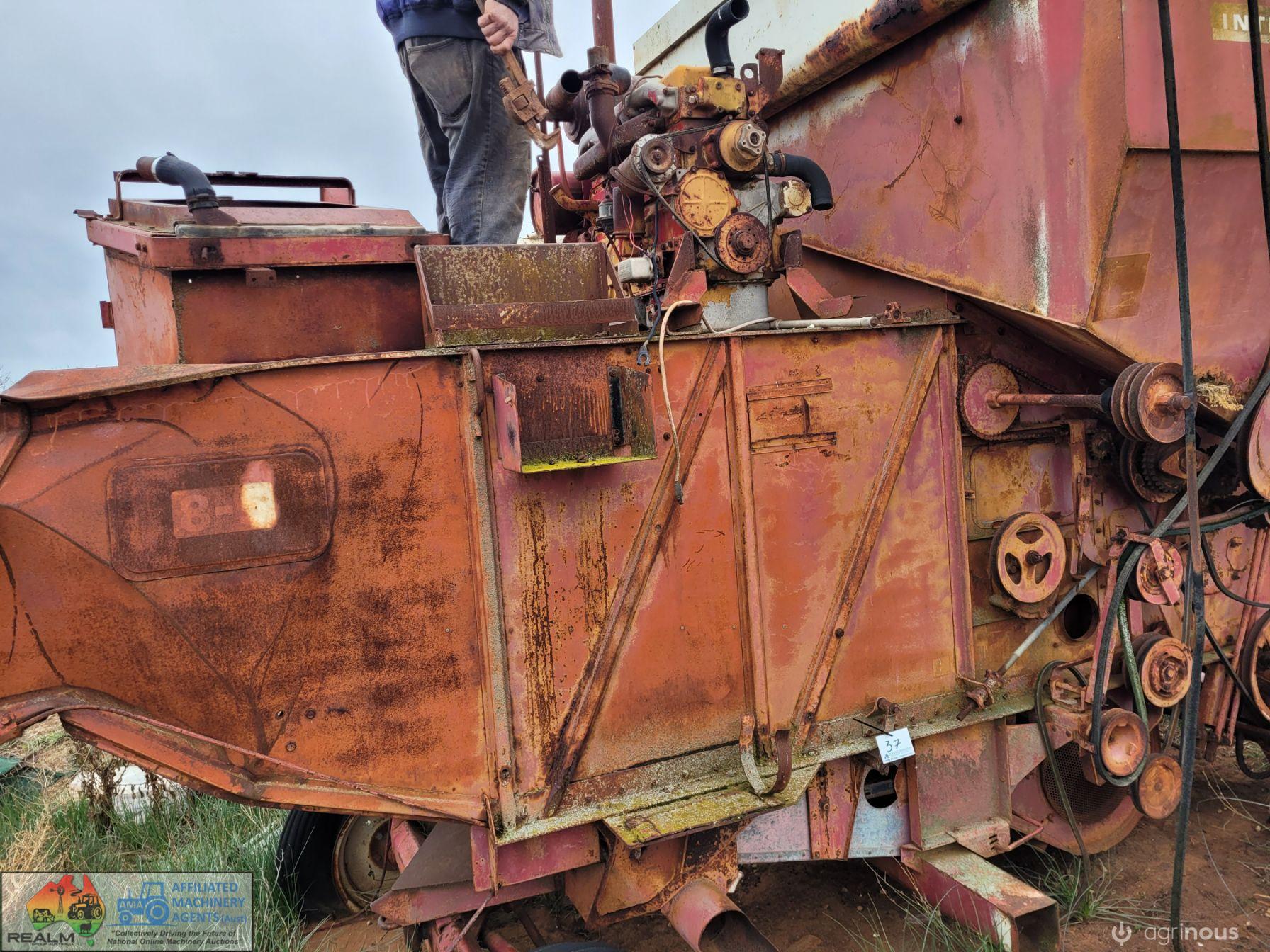 McCormick IH-85 Header (Parts) - photo 6