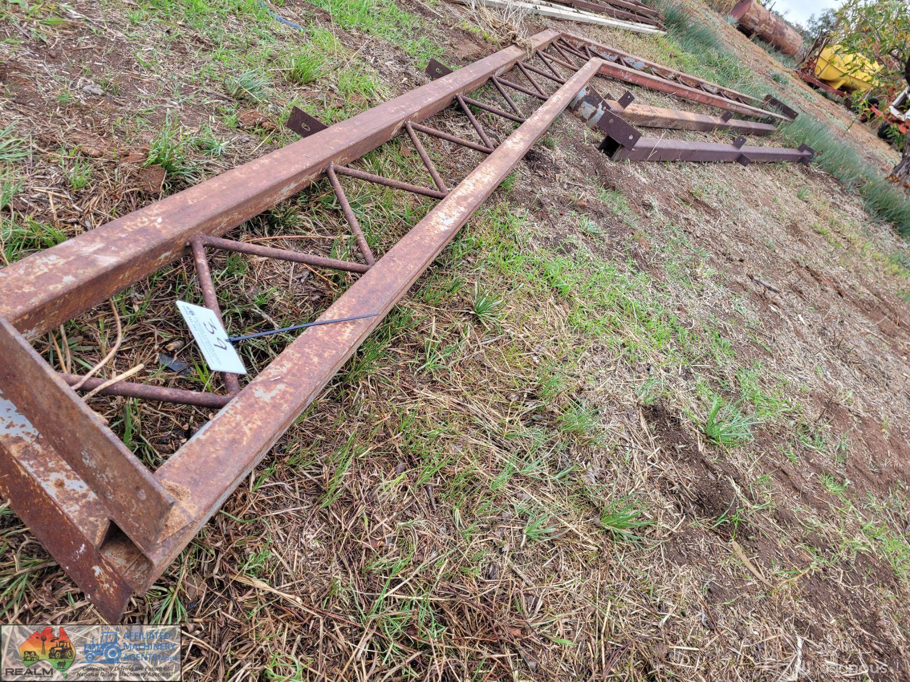 24ft H/duty Roof Truss with 2x 13ft Shed Poles (100x100 RHS) - photo 3