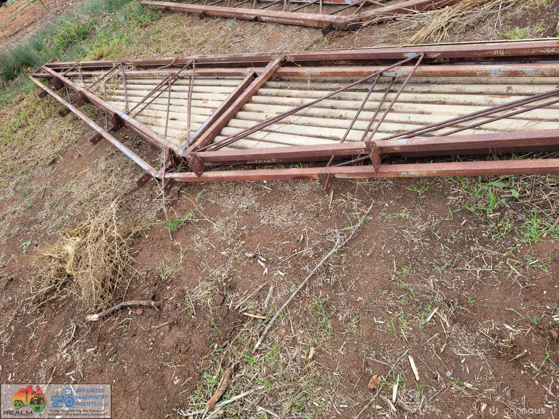 3x 24ft 5" Roof Trusses - photo 4