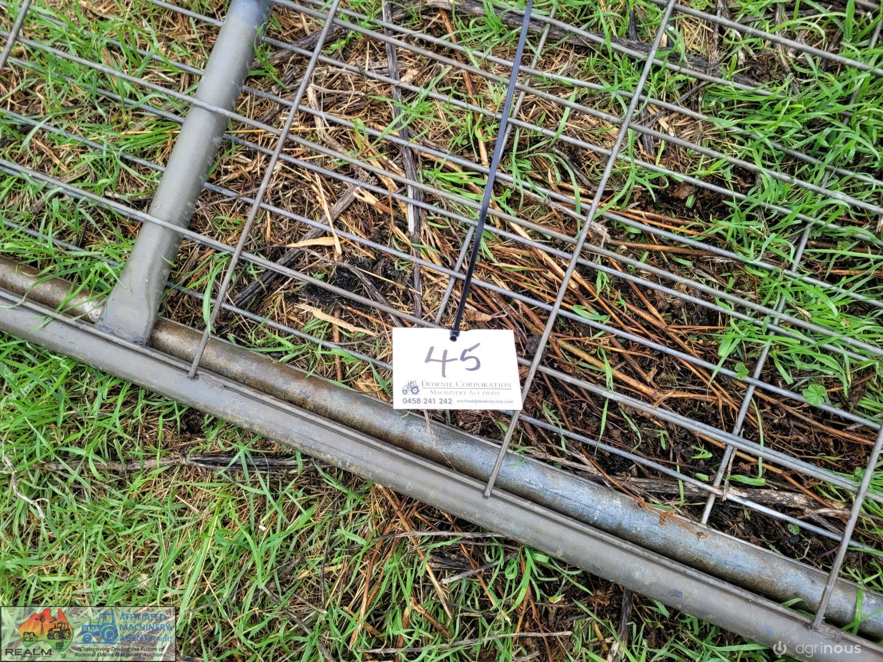 3x Weldmesh Gates ~ 6ft, 14ft & 16ft - photo 2