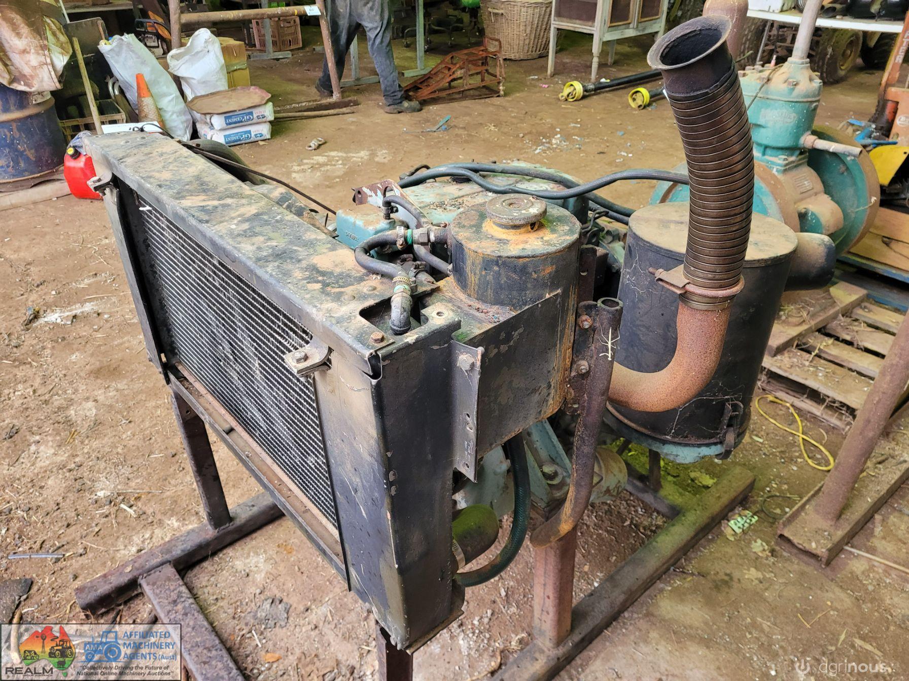 Detroit Diesel 3cyl Pump Motor - photo 2