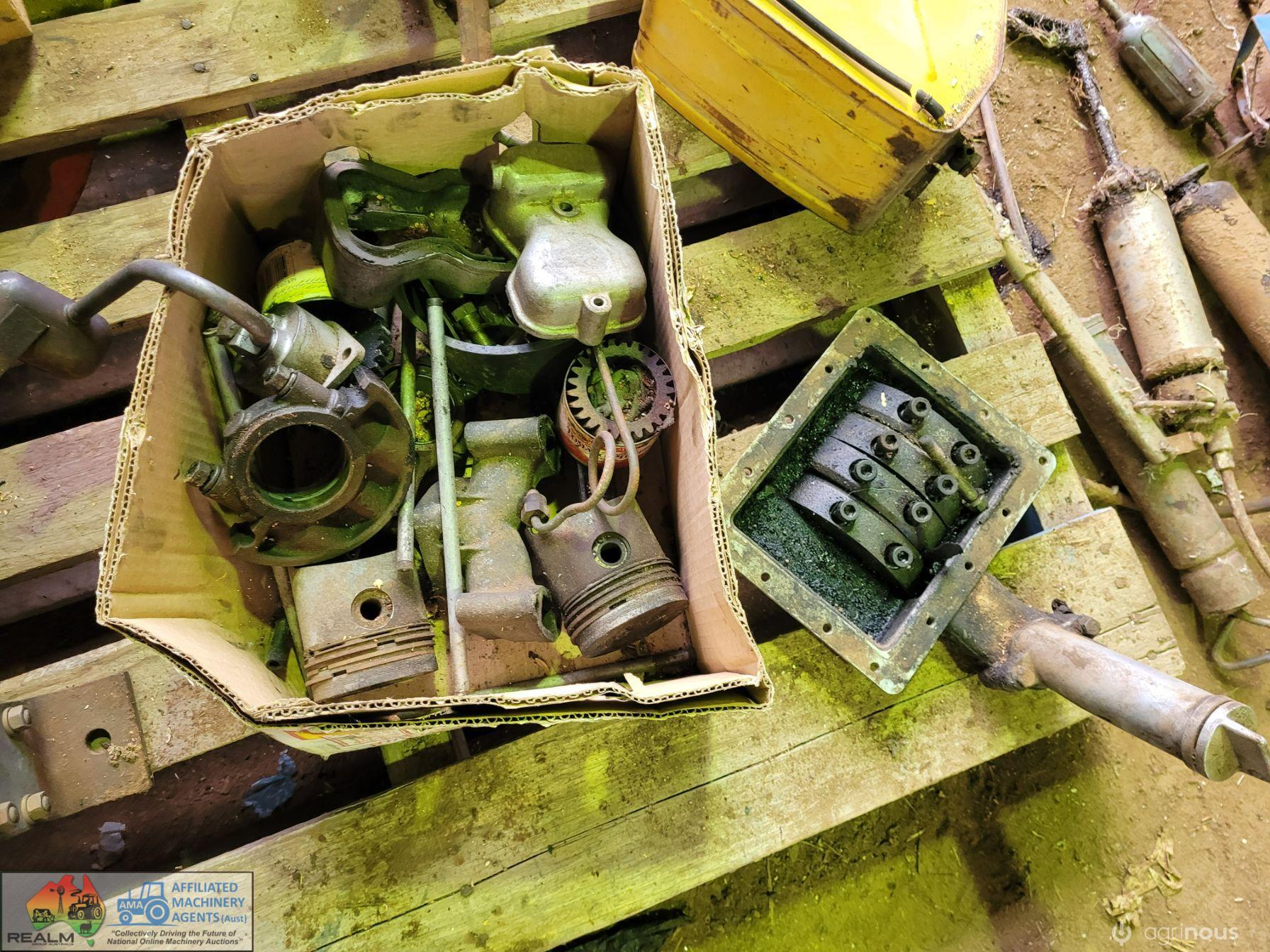 Robin Twin Cyl. Diesel Mtr. (Complete in Parts) - photo 3