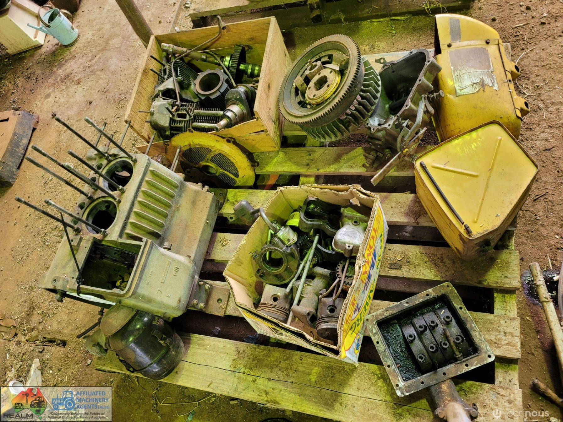 Robin Twin Cyl. Diesel Mtr. (Complete in Parts) - photo 7