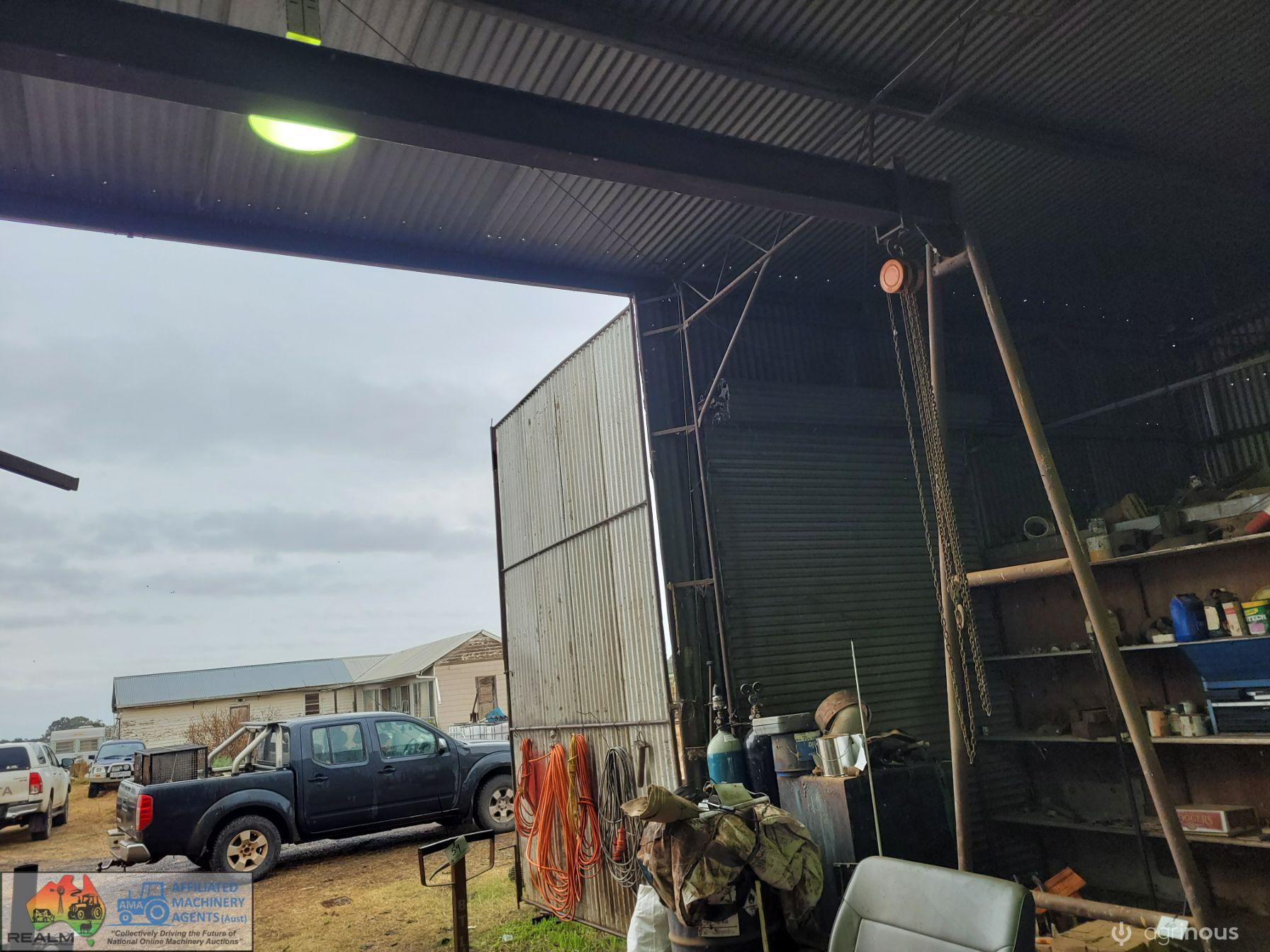 Large W/shop Gantry with 2ton Endless Chain - photo 5