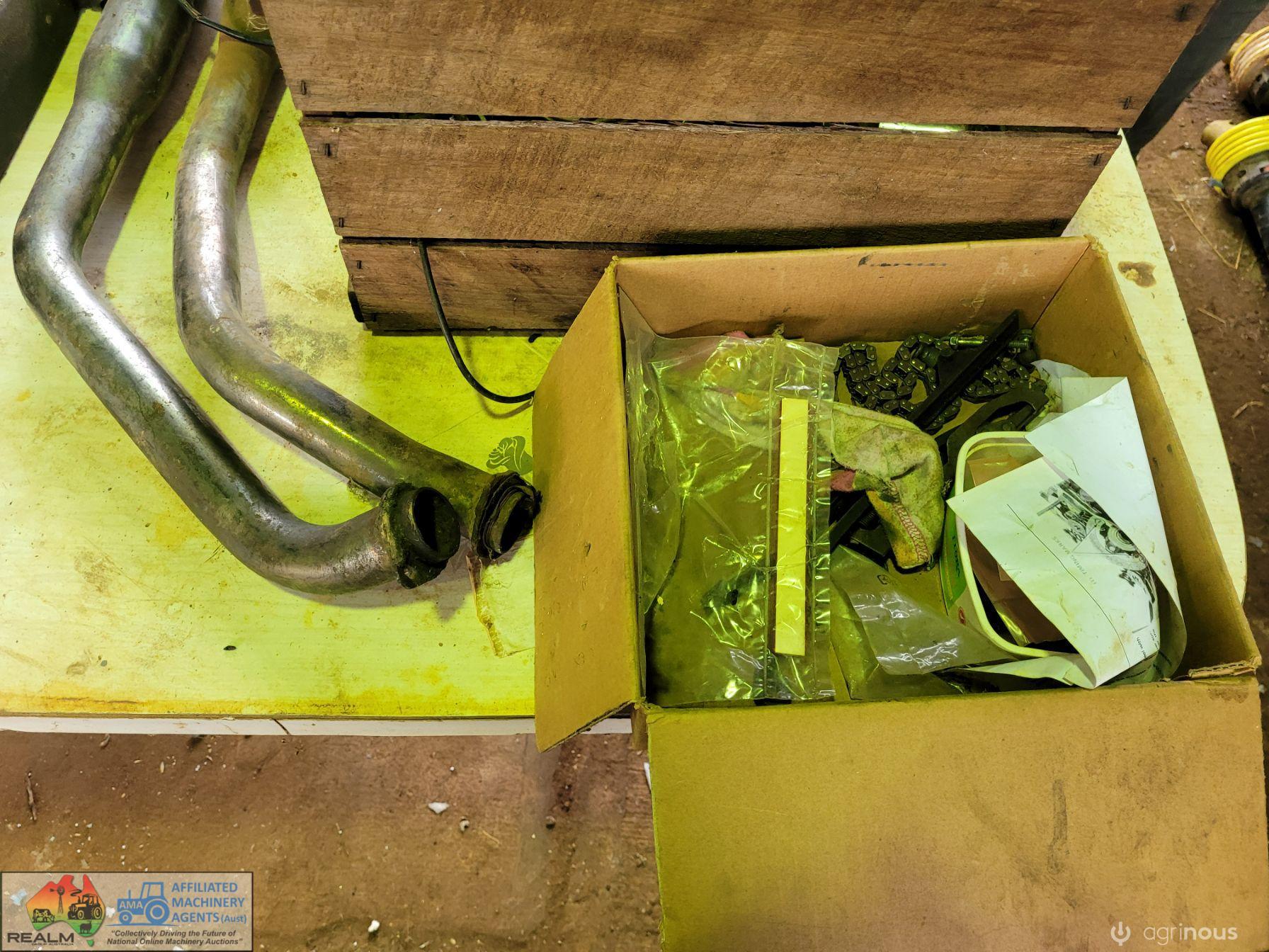 Harley Davidson Engine Parts & Exhaust Pipes - photo 3