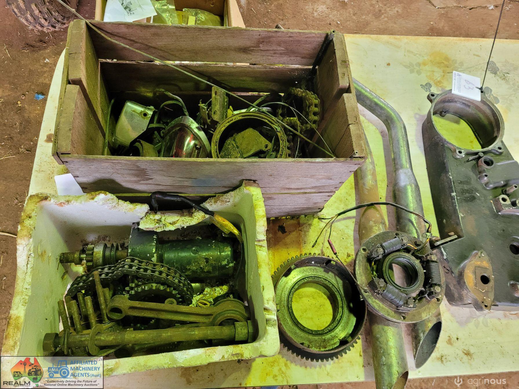 Harley Davidson Engine Parts & Exhaust Pipes - photo 5