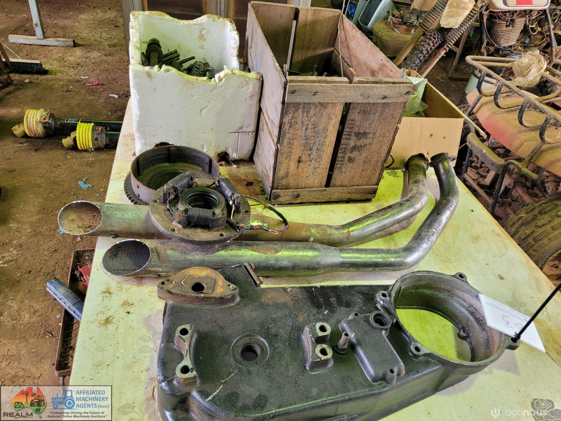 Harley Davidson Engine Parts & Exhaust Pipes - photo 8