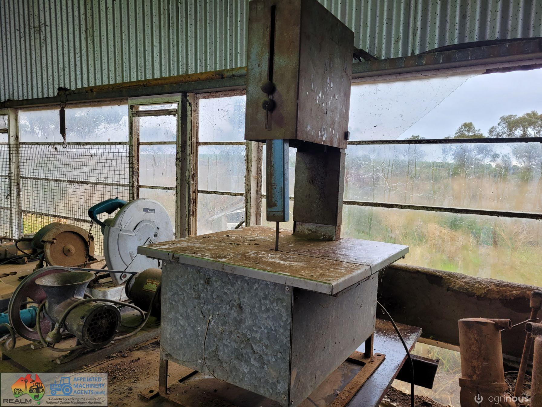 Electric Meat Bandsaw - photo 3