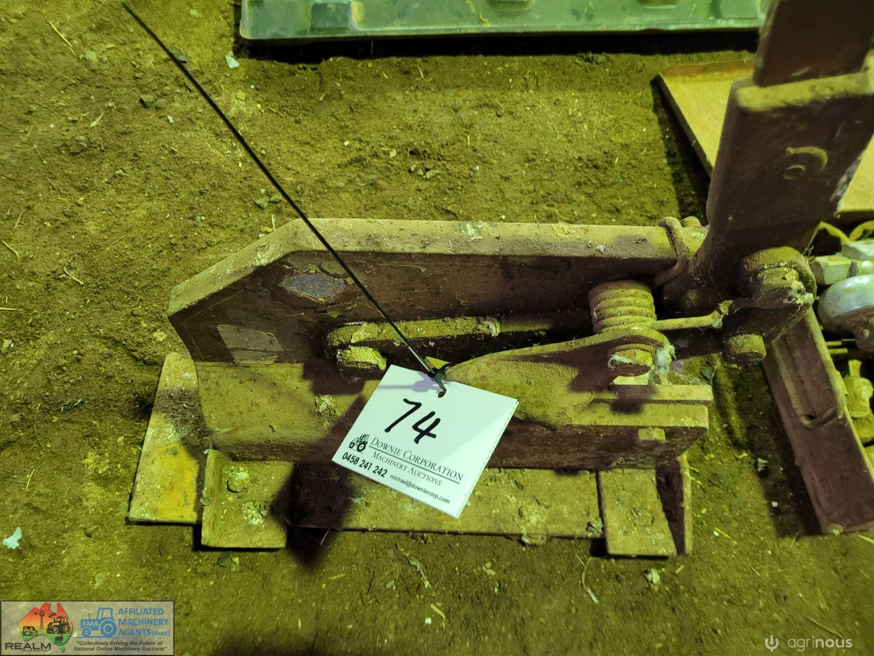 Metal Guillotine - photo 2
