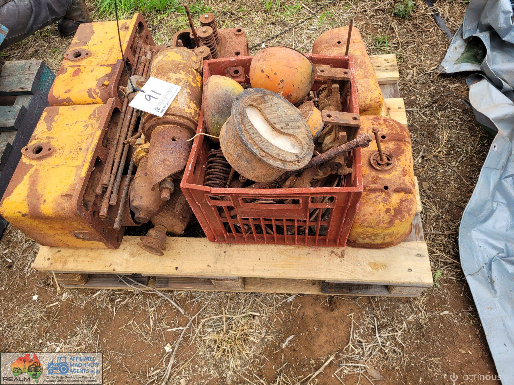 Minneapolis Tractor Engine Parts - photo 3