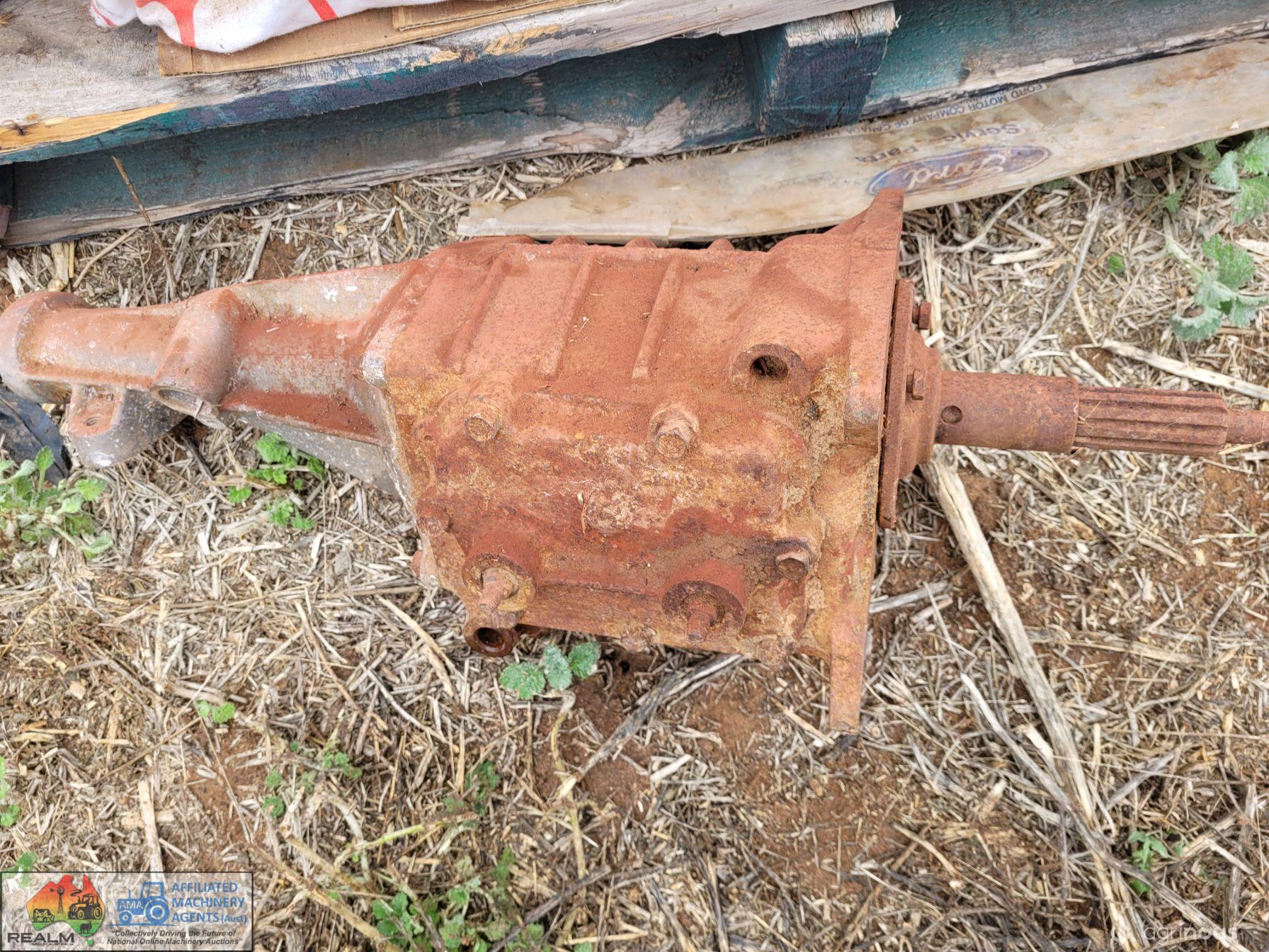 Pallet of Holden Engine & Gearbox Parts - photo 6