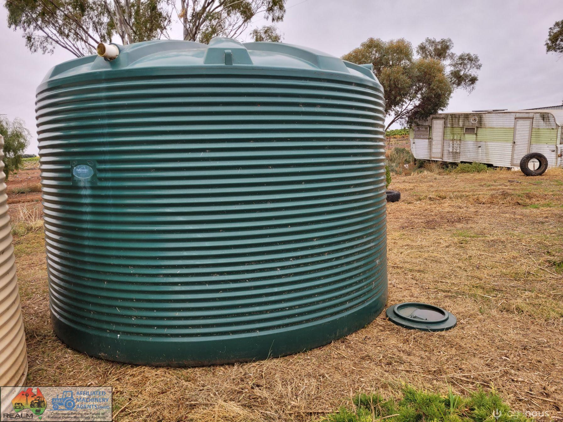 22,500 Ltr Dark Green Poly Tank