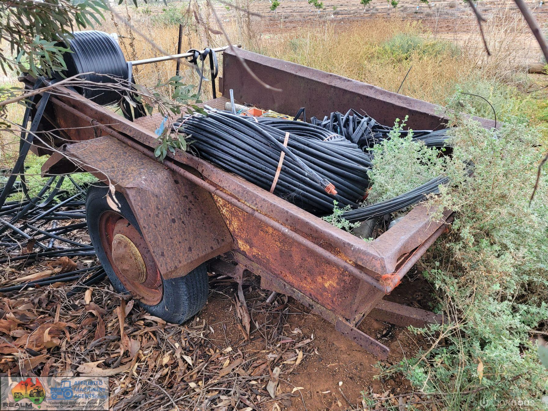 6x4 Steel Trailer & Contents - photo 3
