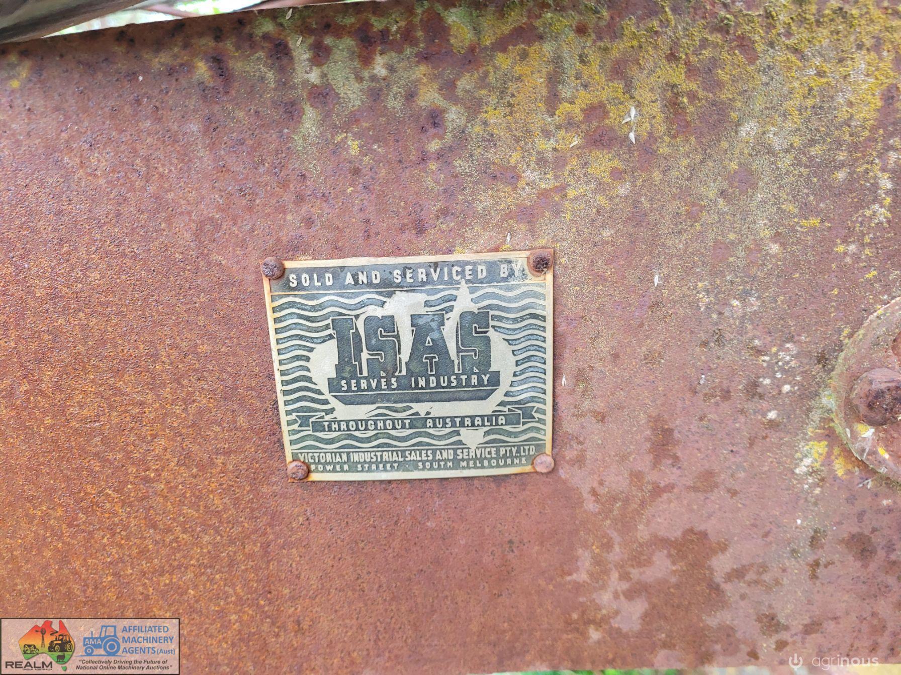 International AW7D Road Grader (Parts) - photo 9