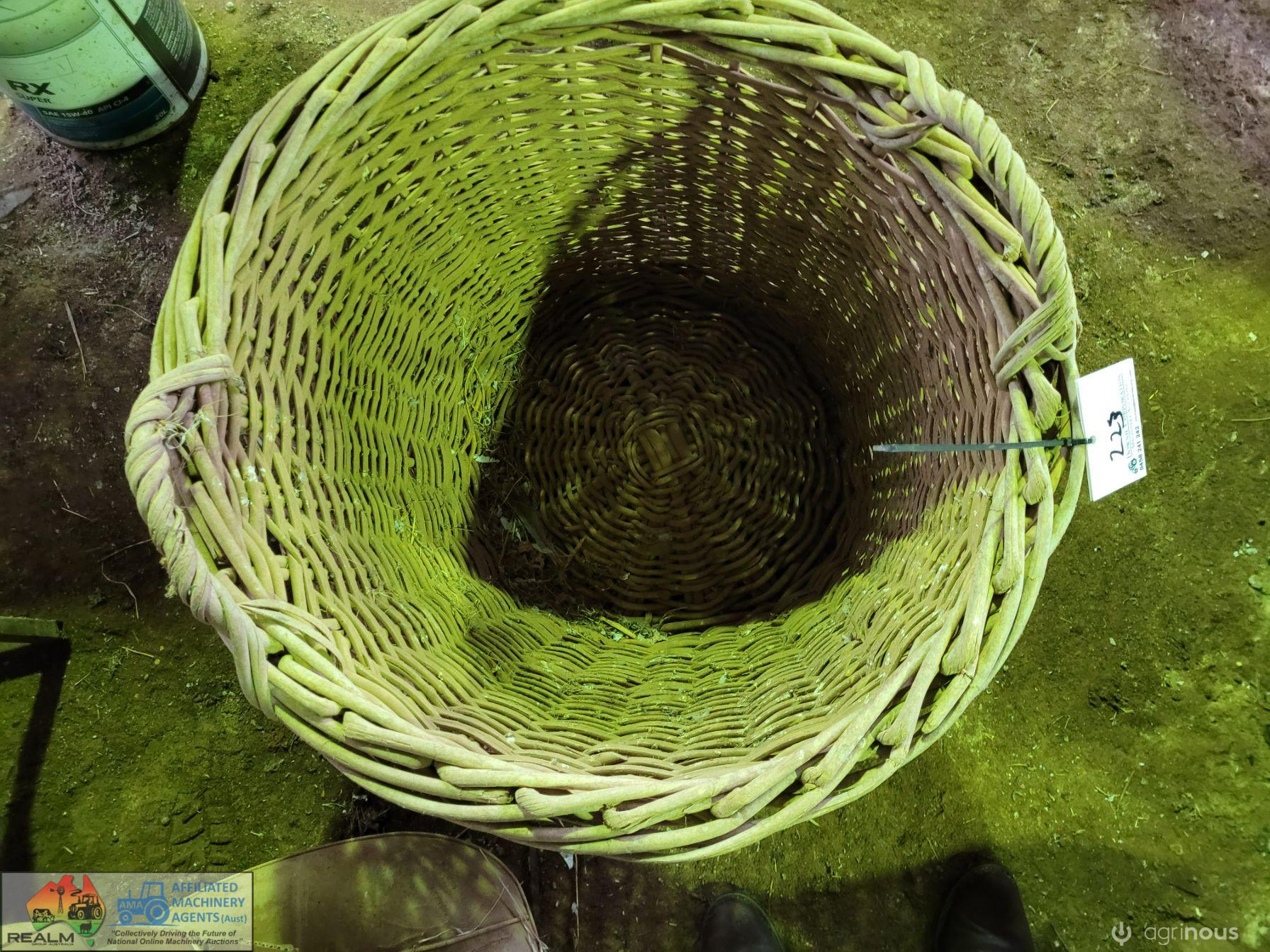 Large Round H/duty Wicker Wool Basket