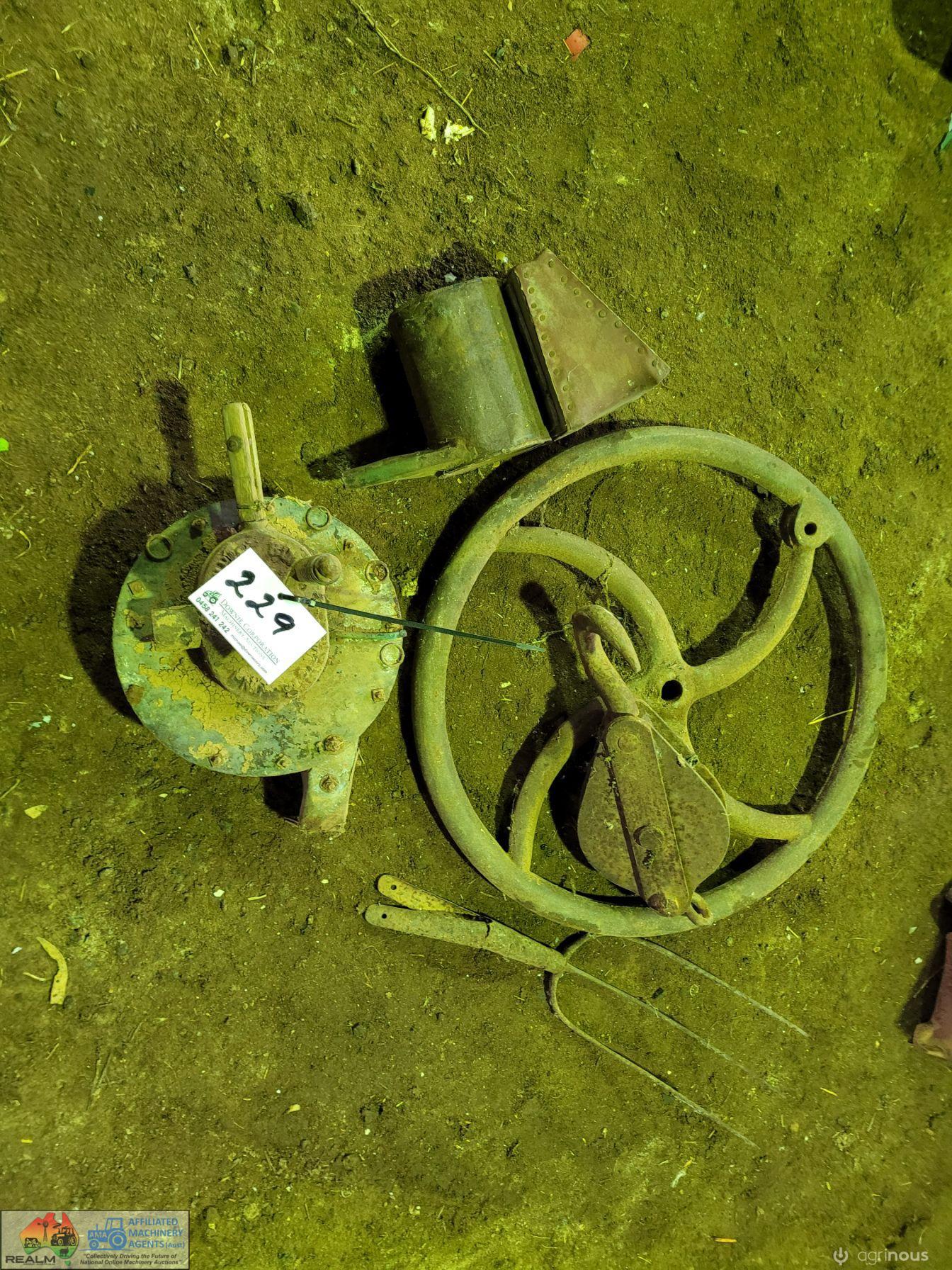 Sundry Antique Items