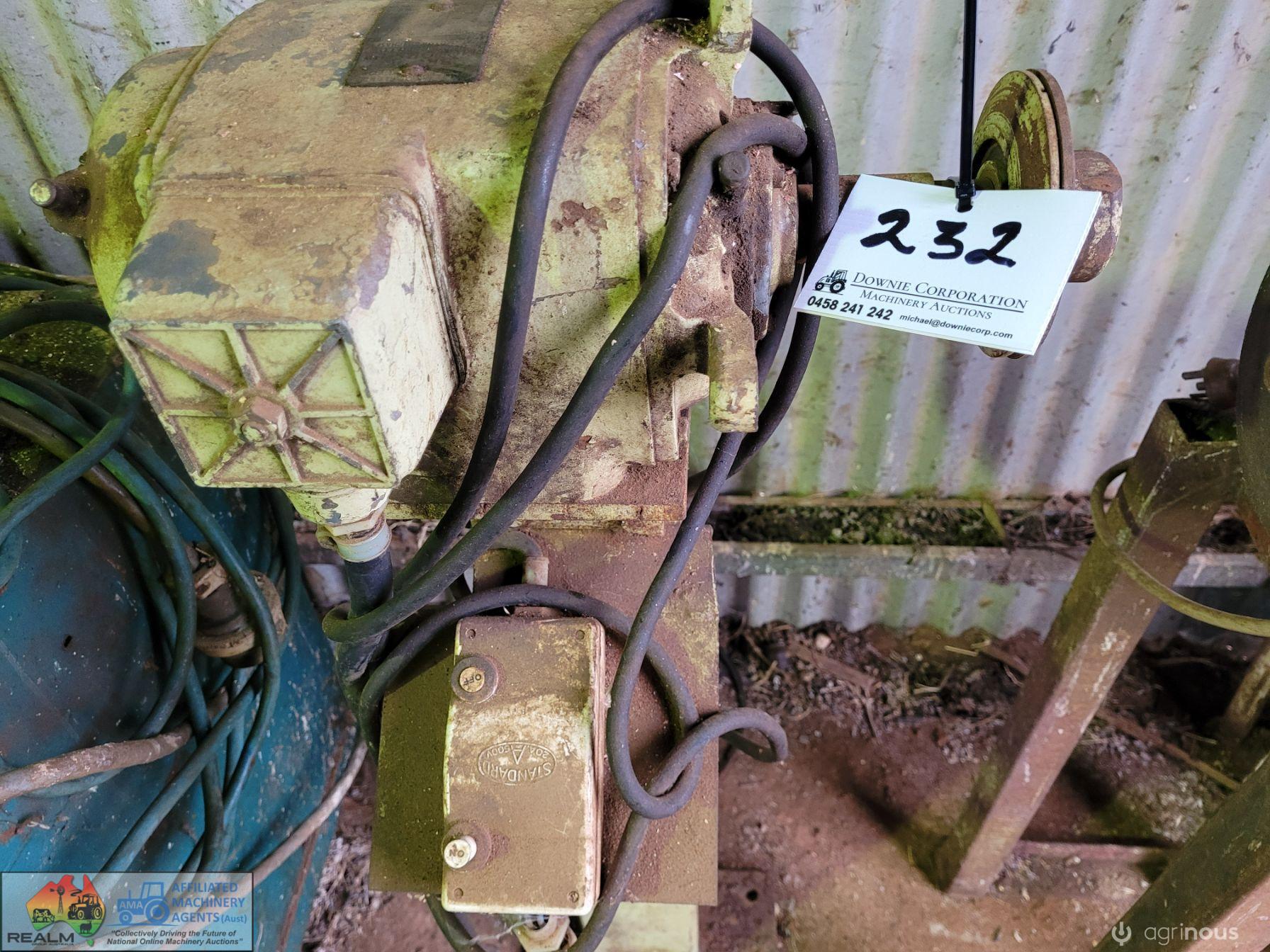 Brook Motors Single-end Grinder on Pedestal - photo 2