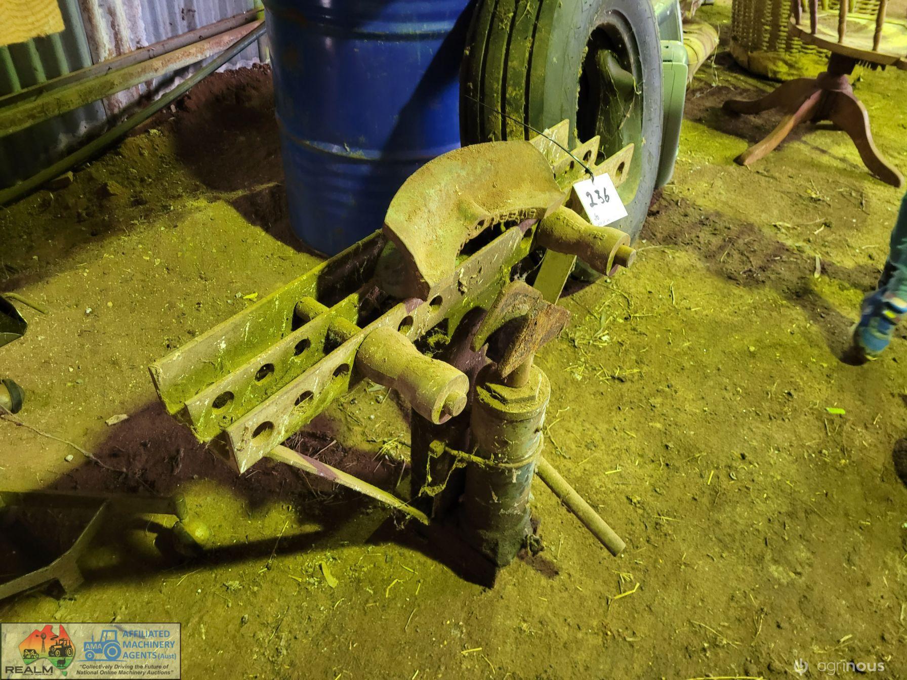 Hydraulic Pipe Bender
