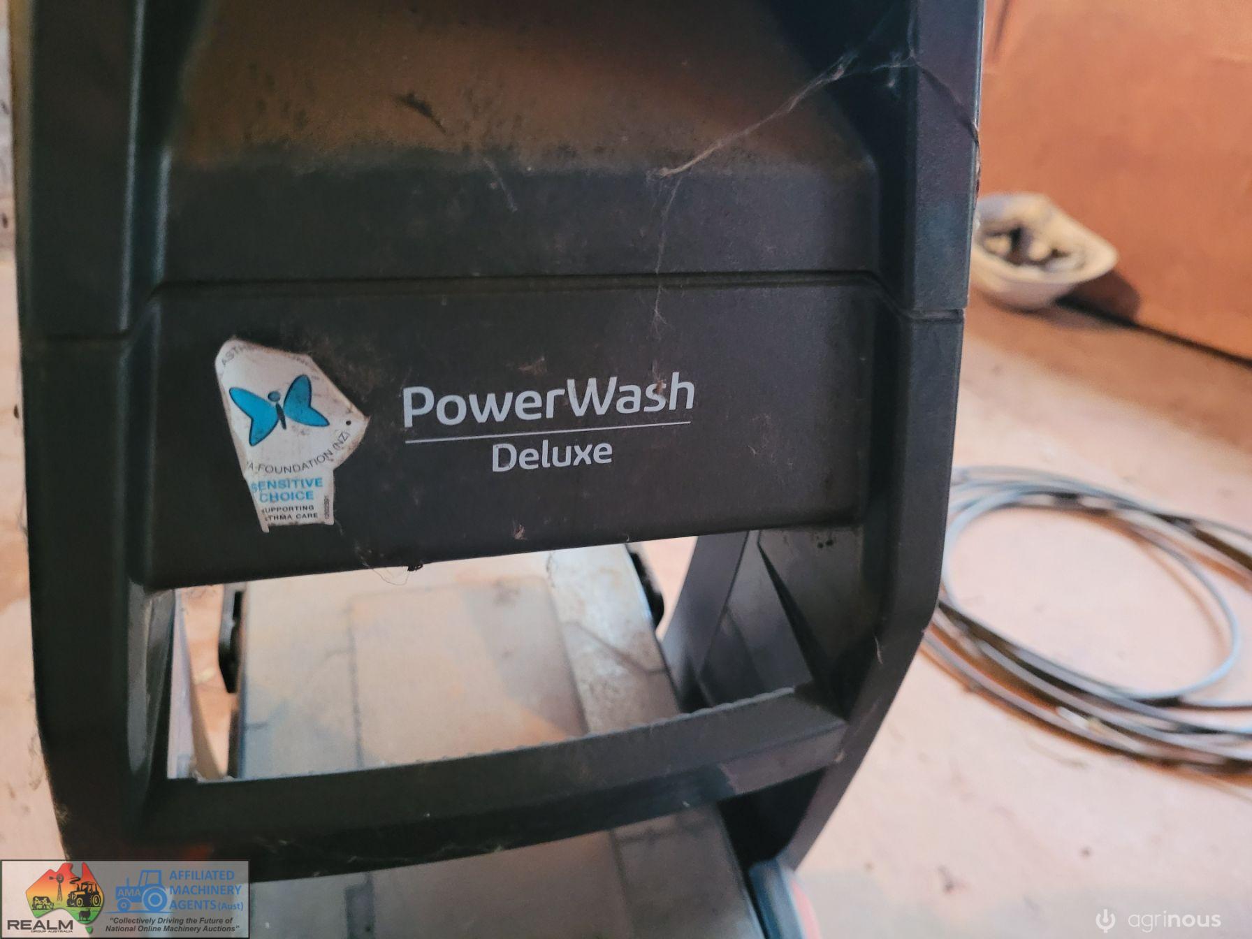 Bissell Powerwash Deluxe Electric Carpet Cleaner - photo 5