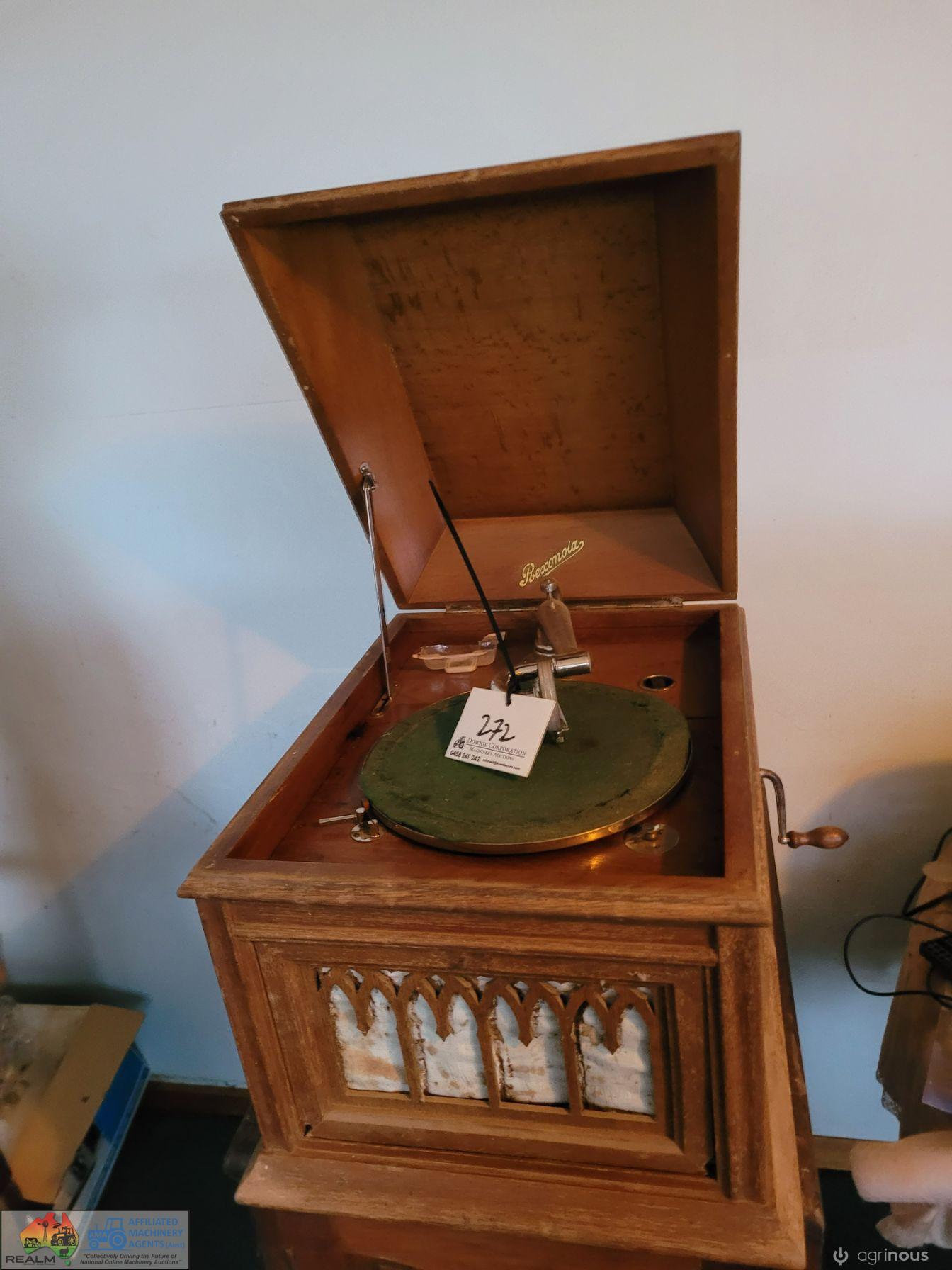 Antique Gramophone - photo 3