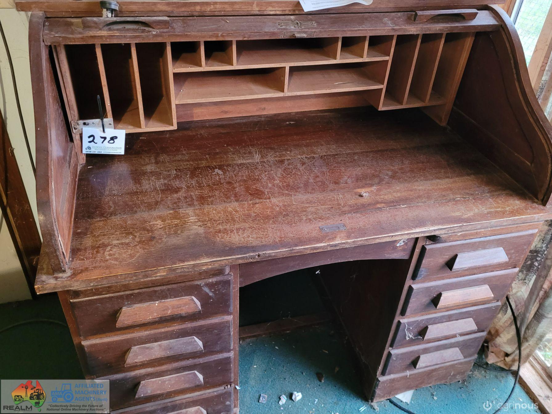 Roll Top Writing Desk - photo 3