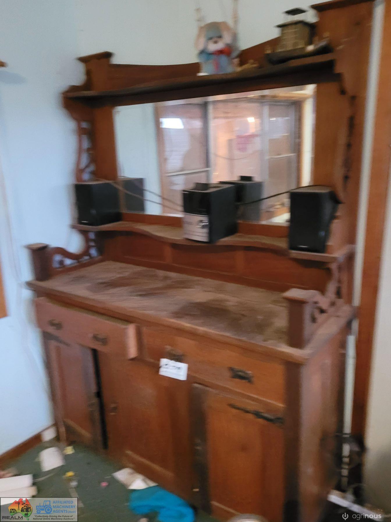Dresser Side Board