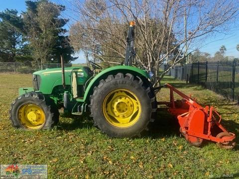 John Deere - 4wd 5070E - photo 7