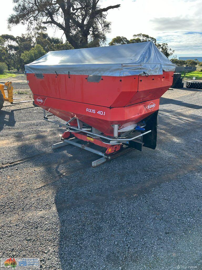 2011 Kuhn Axis 40.1 Fertilizer Spreader
