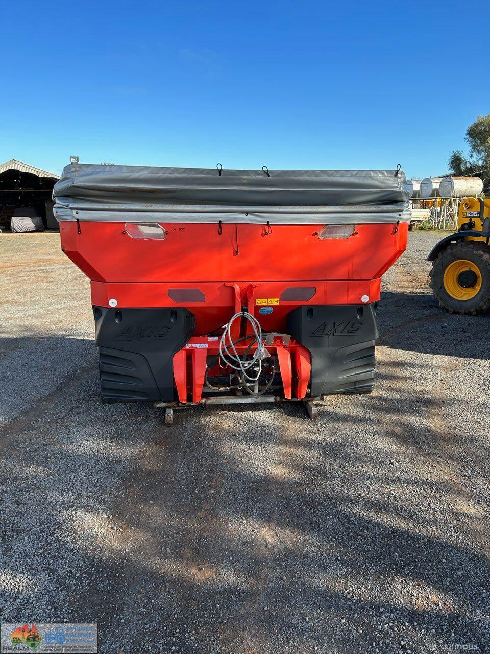 2011 Kuhn Axis 40.1 Fertilizer Spreader - photo 7