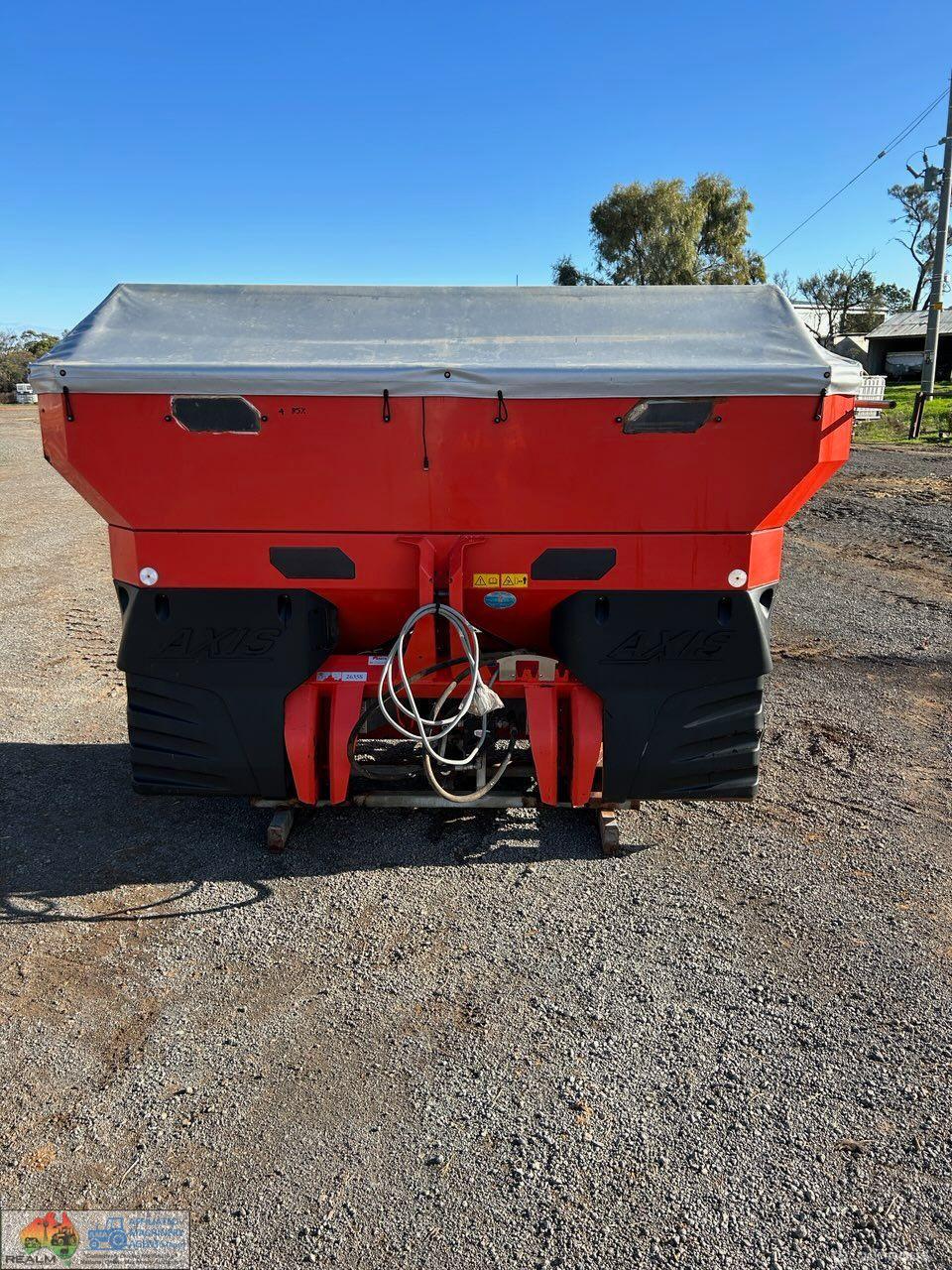2011 Kuhn Axis 40.1 Fertilizer Spreader - photo 4