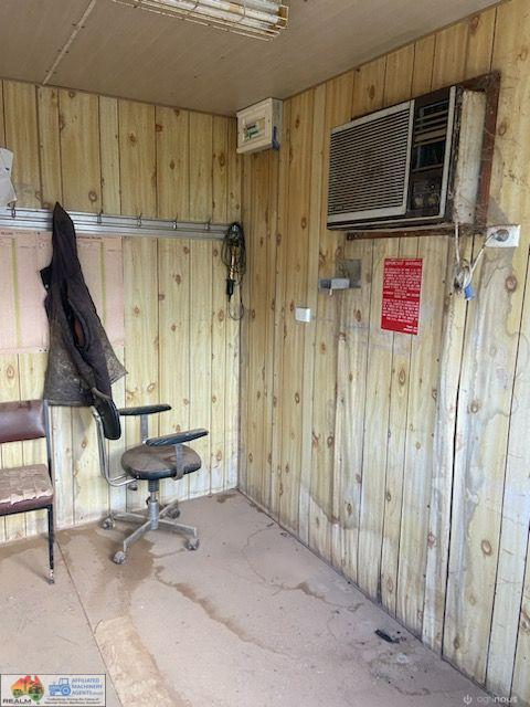 Construction Site Fully Contained Amenities Block - photo 6