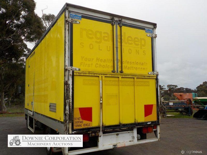 Hino FC Furniture Truck (PRICE REDUCED) - photo 3